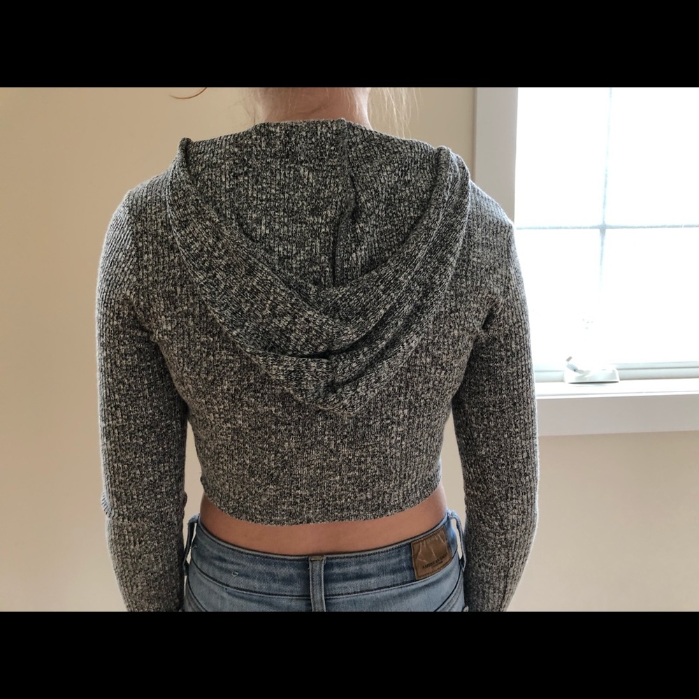 Cropped Grey Ribbed Hoodie - Picture 2 of 3